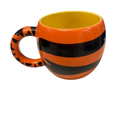 Disney Store Tigger Ceramic Mug - Picture 3 of 6